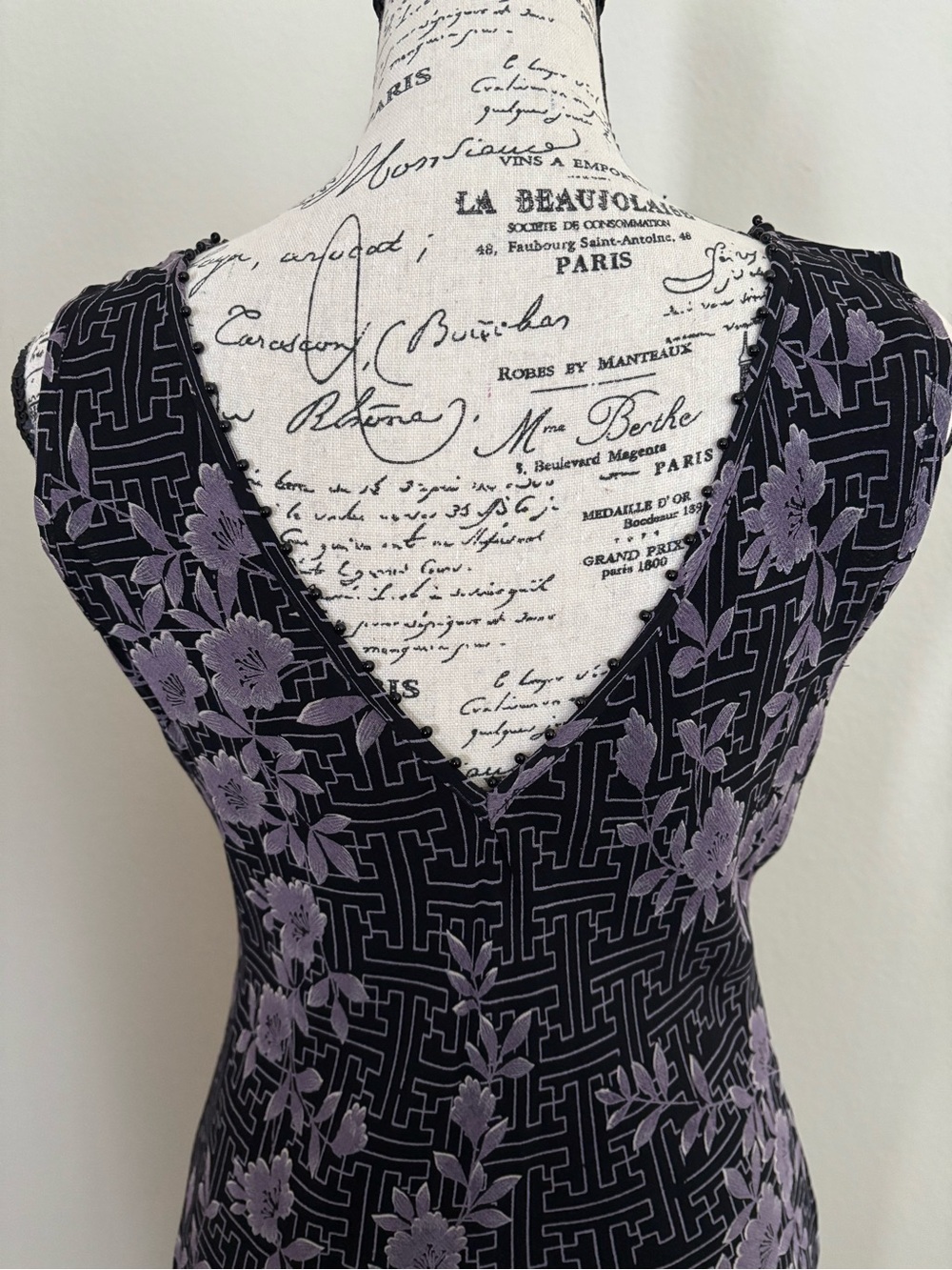 Majick Vintage Maxi Dress with Lavender Floral - Picture 5 of 8